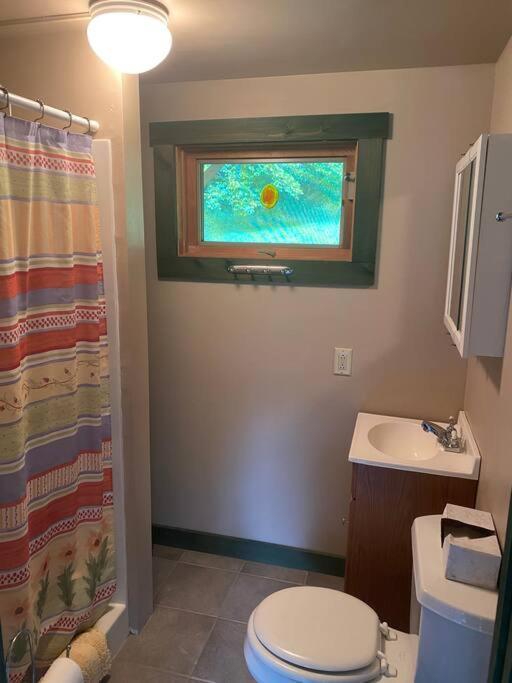 Secluded Cabin On Red Haven Farm Irvine المظهر الخارجي الصورة
